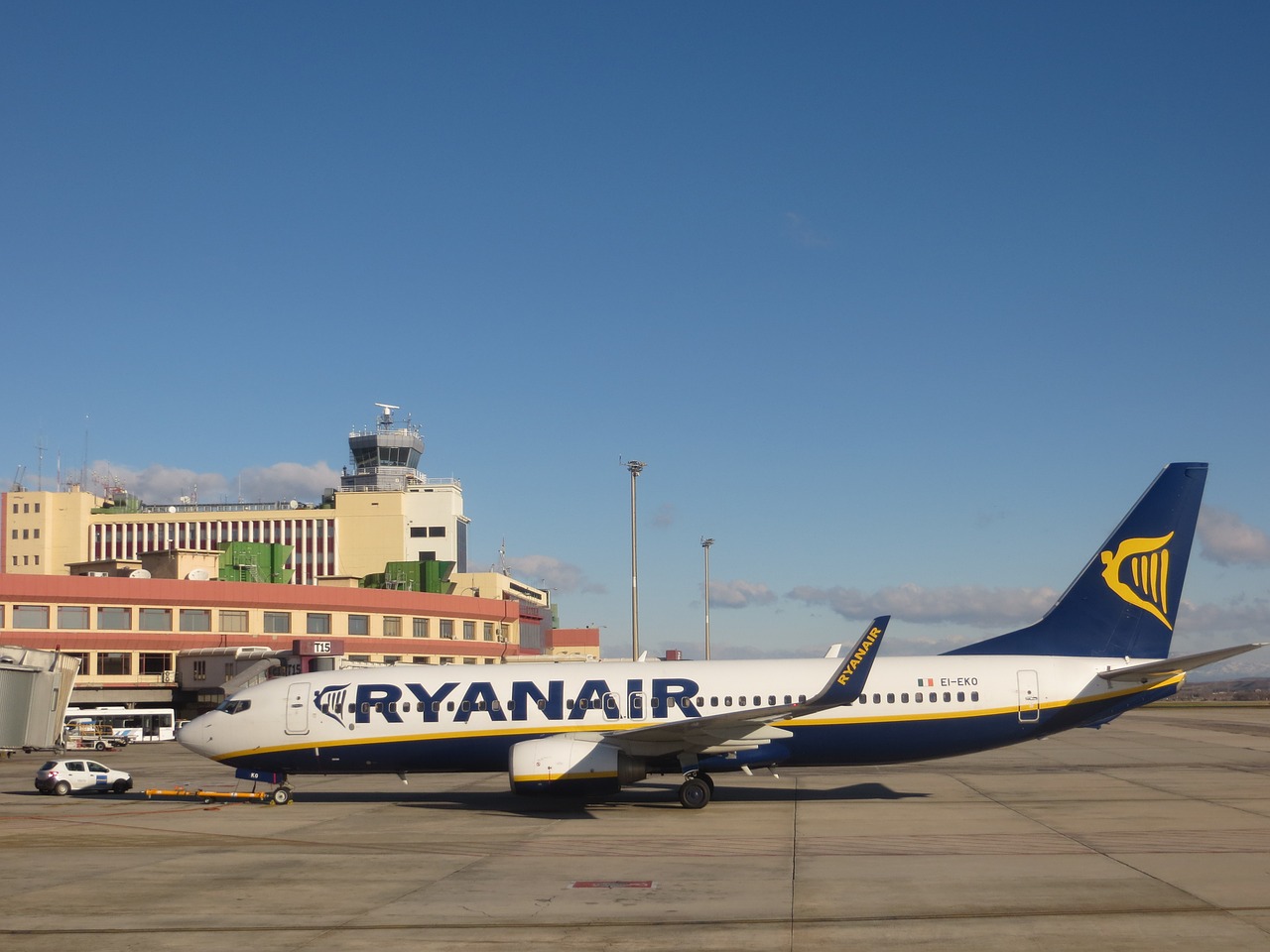 RYANAIR