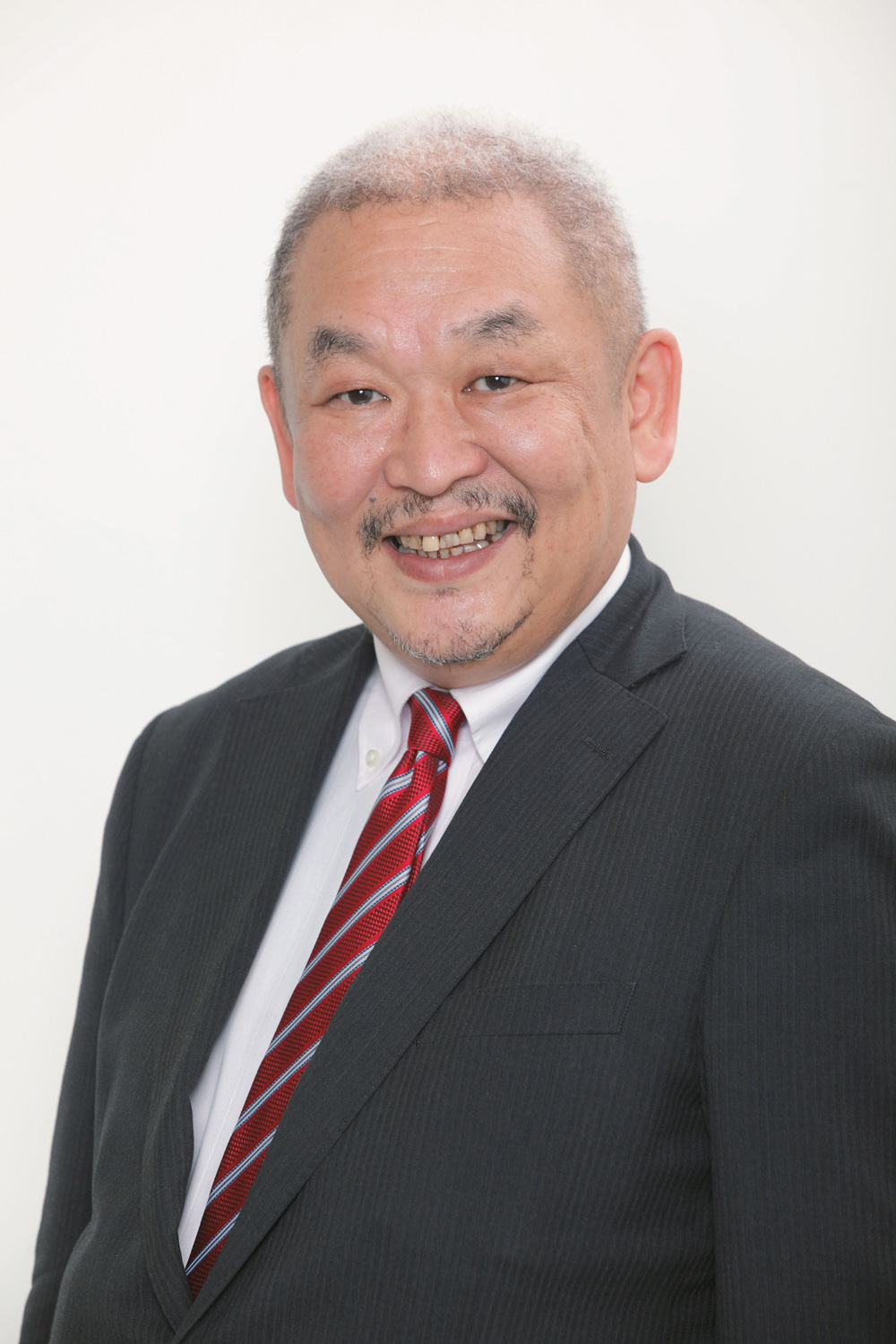 藤山勇司氏