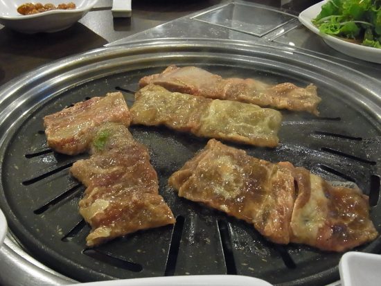 韓国式焼肉店