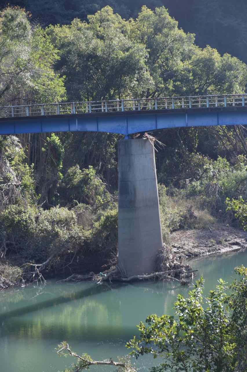 水没したと思われる橋