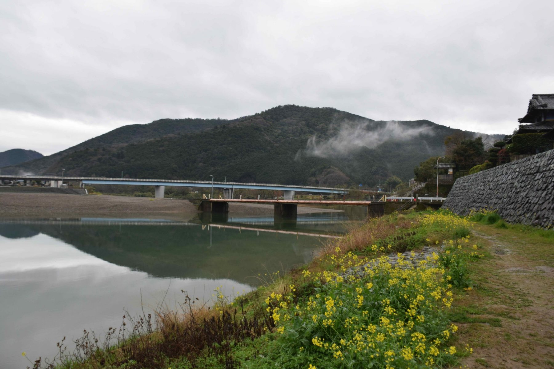 肱川左岸柚木地区から上流側右岸如法寺地区