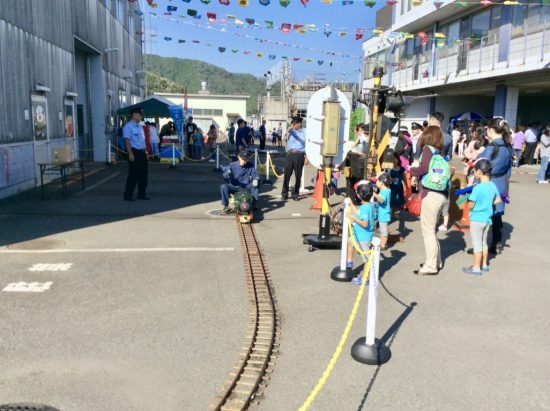 ミニ蒸気機関車