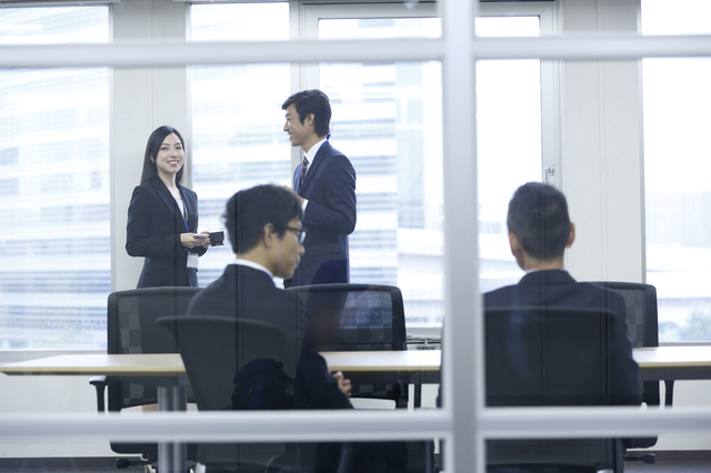 甲論乙駁 の意味とは 語源 英語 類語から使い方まで例文付きで解説 スッキリ