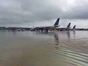 大連空港の浸水