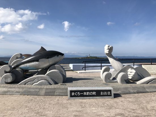 マグロのモニュメント