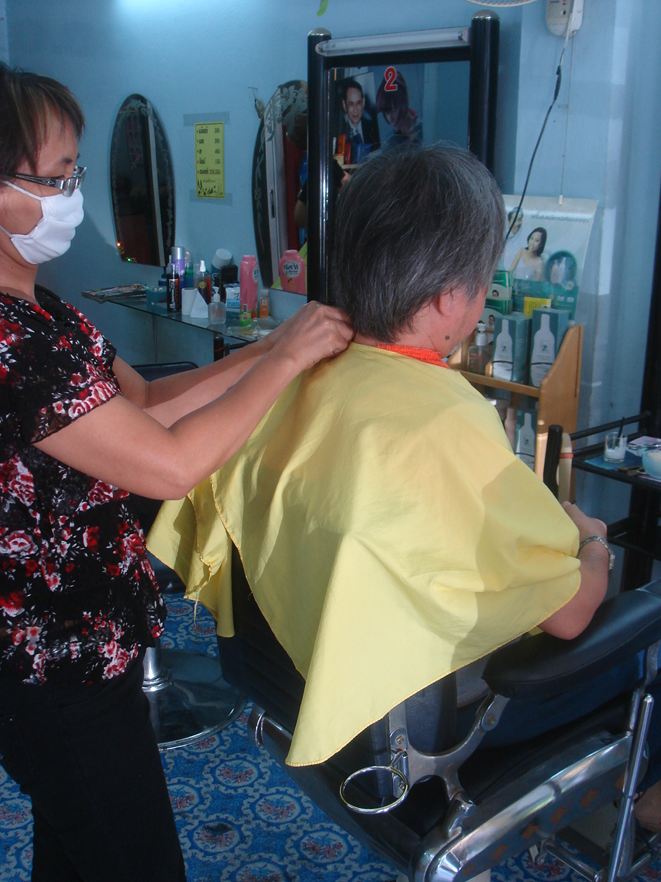増える在タイ日本人美容師 美容 理容の日タイ差とは ハーバー ビジネス オンライン ページ 2