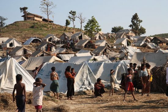 ラカイン州のロヒンギャ難民キャンプ