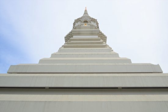 ワットパクナムの仏塔