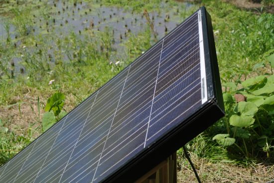 田舎の太陽光発電イメージ
